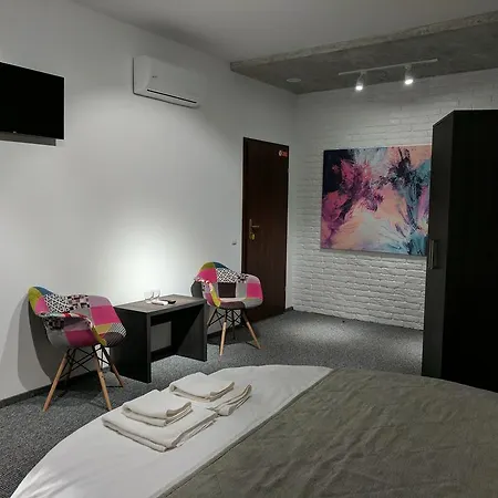 艺术酒店帕尔马 2*
